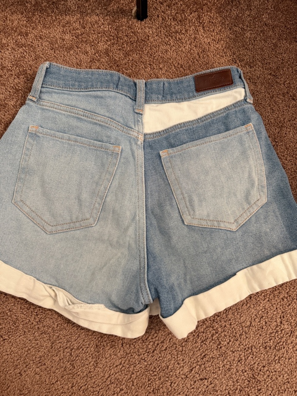 Hollister Light Blue Denim Roll-Hem Womens Shorts - Picture 3 of 3